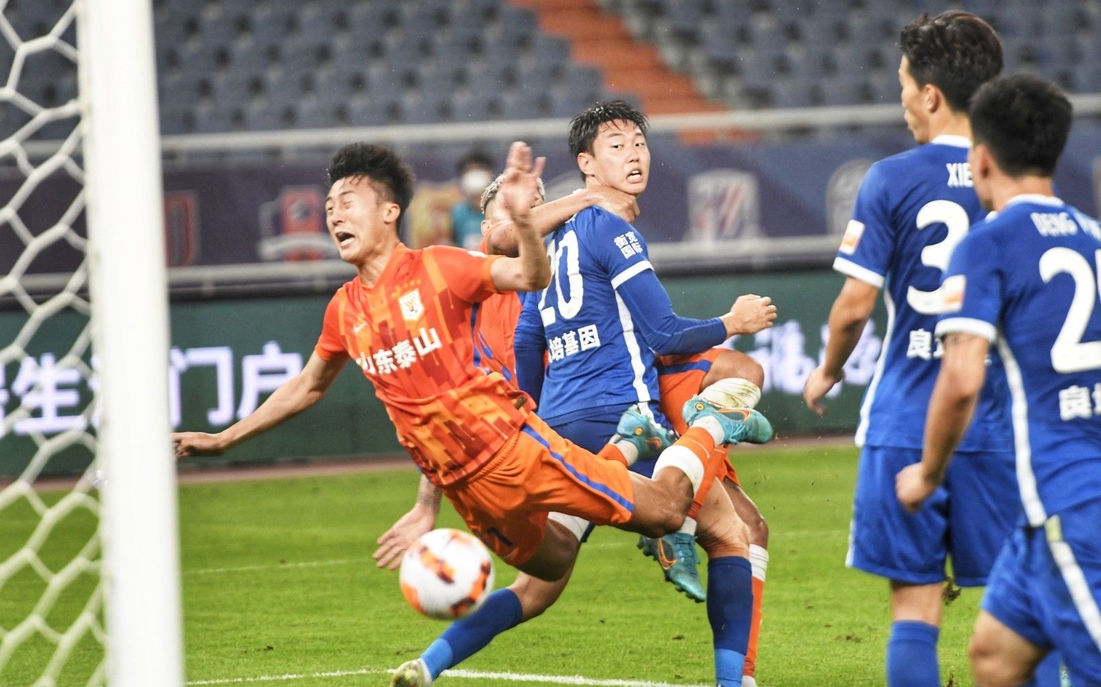 【数据前瞻】 Anyone's Legend vs FunPlus Phoenix 双方前期很可能会有激烈碰撞