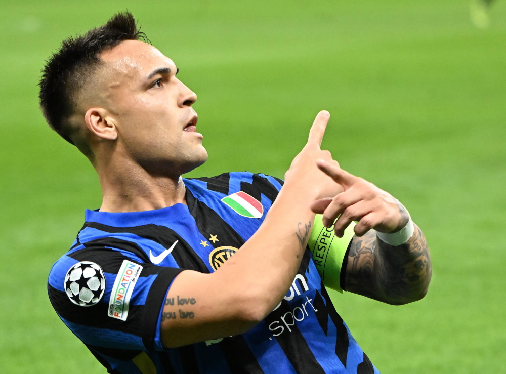 Xiaohu：第一局我给了对面机会，才导致后面打得比较艰难